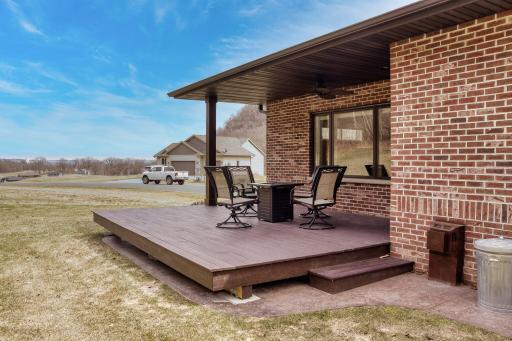 2760 Oakhurst Drive, Lake City, MN 55041
