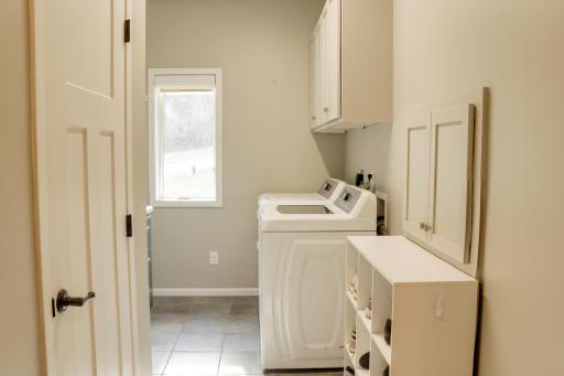Pass through door to laundry from Primary closet