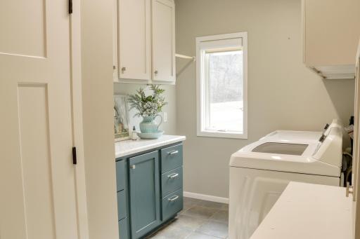 2760 Oakhurst Drive, Lake City, MN 55041