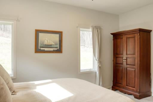 2760 Oakhurst Drive, Lake City, MN 55041