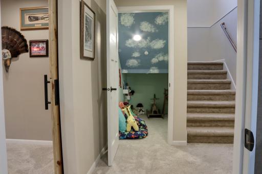 2760 Oakhurst Drive, Lake City, MN 55041