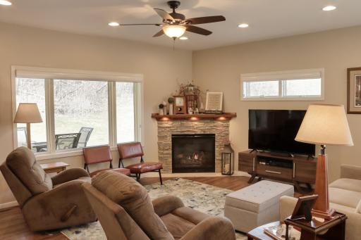 2760 Oakhurst Drive, Lake City, MN 55041