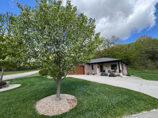 2760 Oakhurst Drive, Lake City, MN 55041