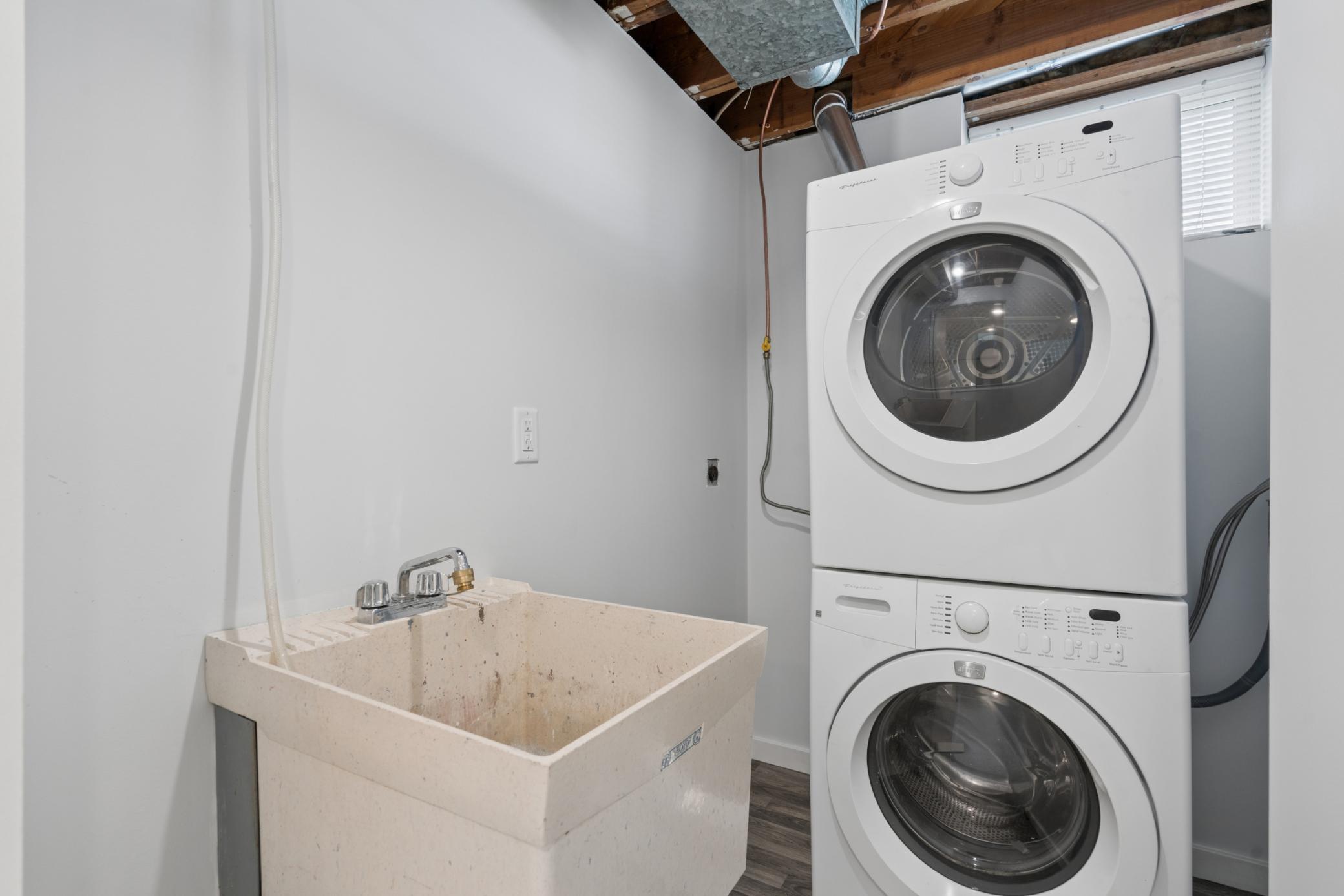 Laundry Room with handy utility sink