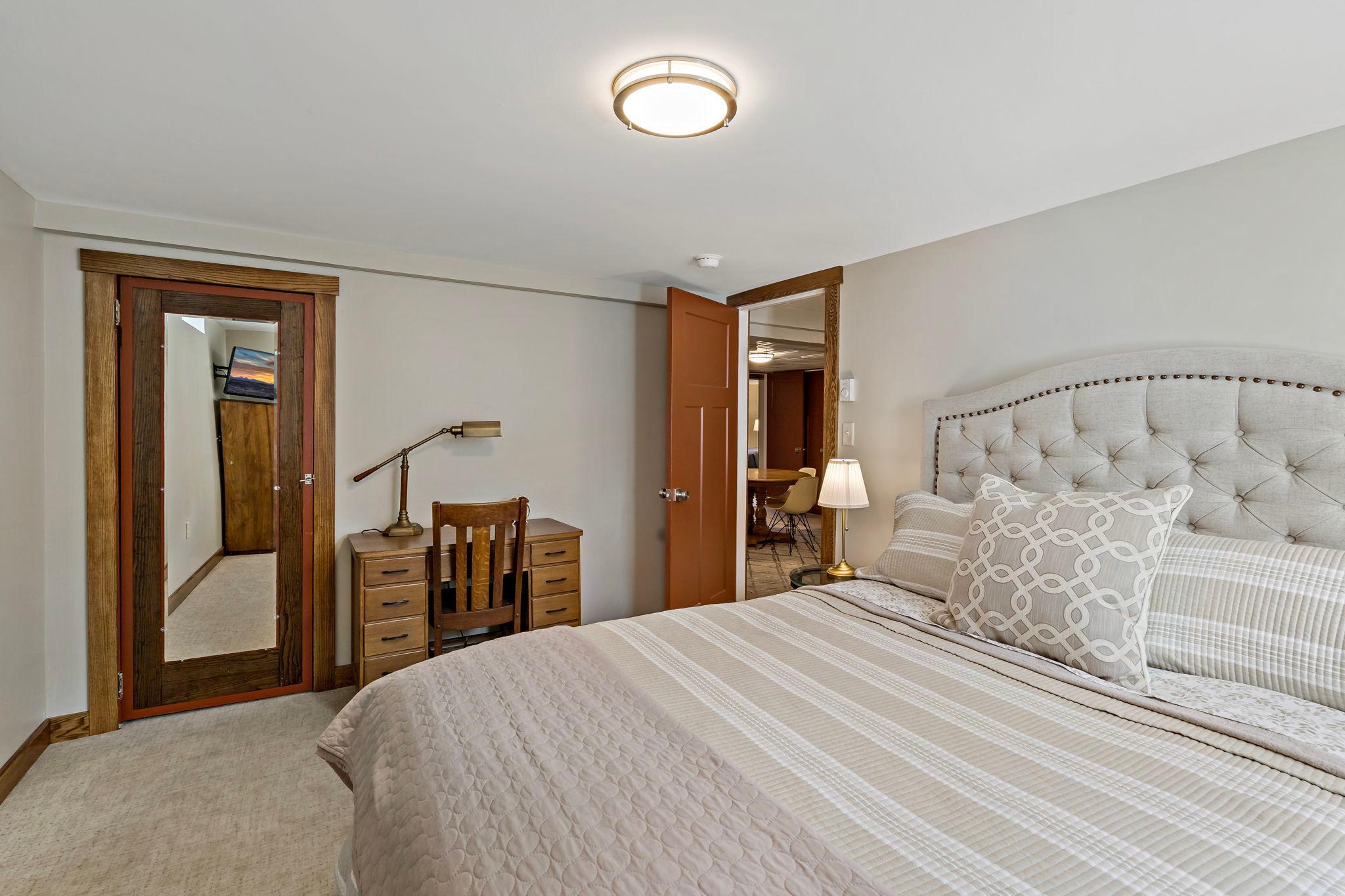 Bedroom 4 (Lower Level)