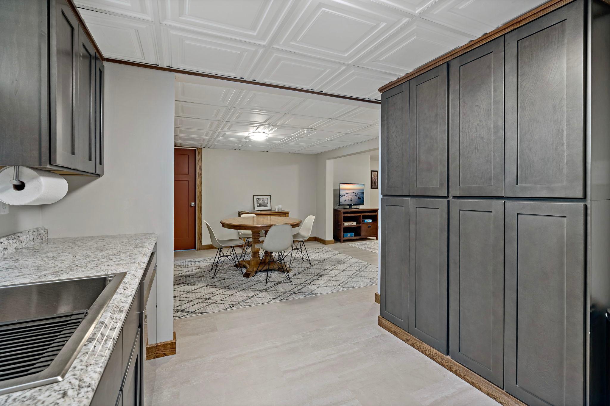 Kitchen (Lower Level)