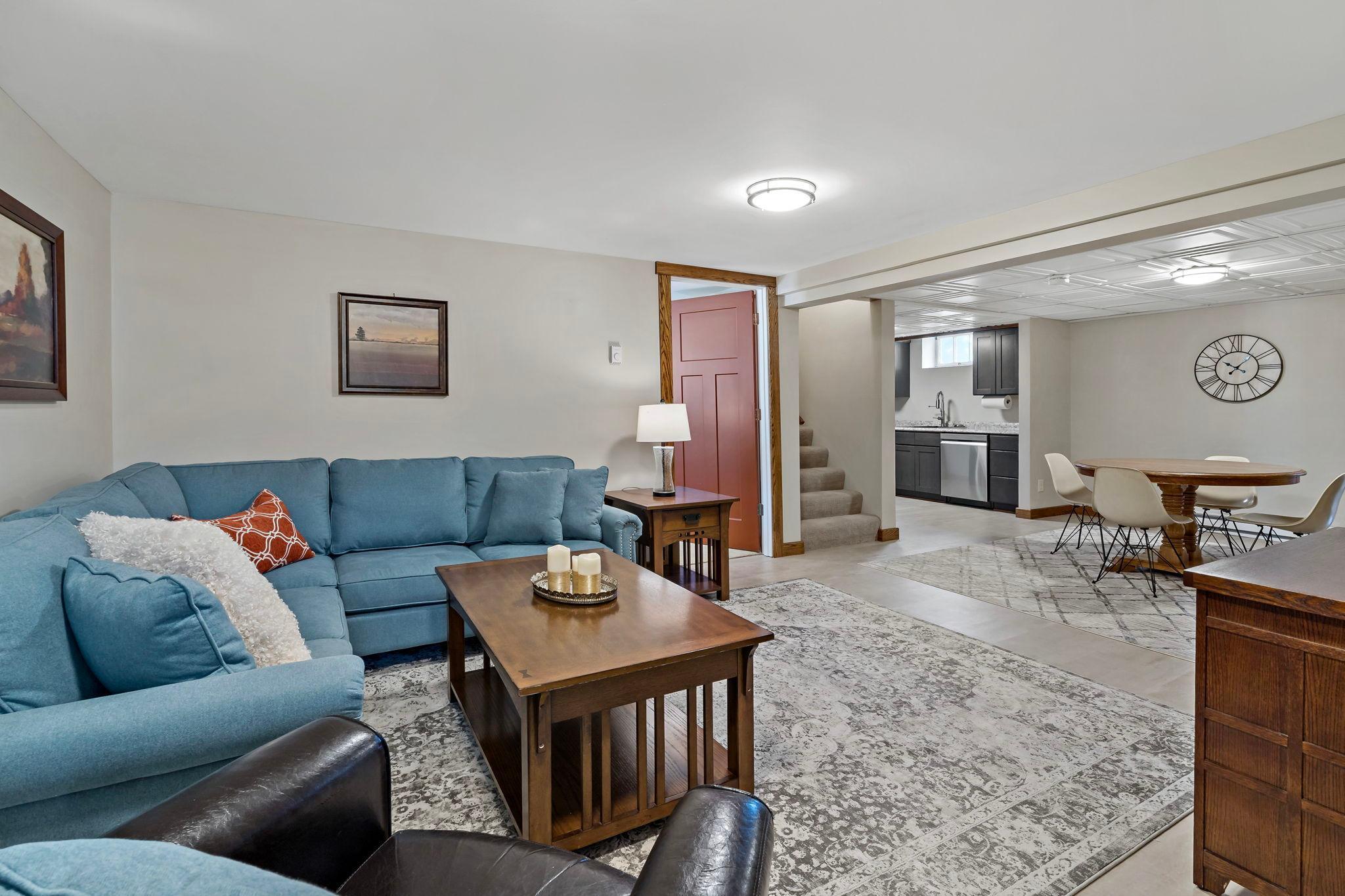 Family Room (Lower Level)