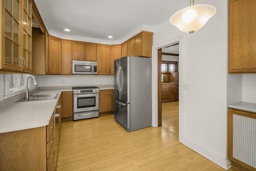 1900 Goodrich Avenue, Saint Paul, MN 55105