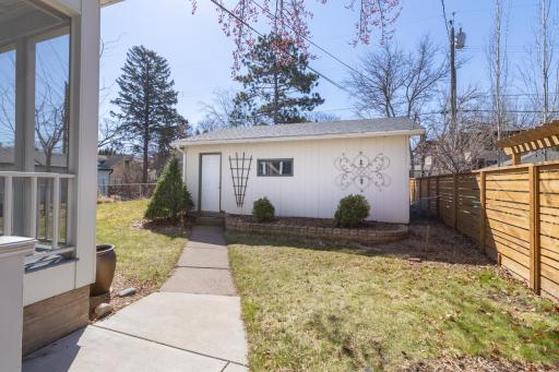 1900 Goodrich Avenue, Saint Paul, MN 55105