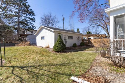 1900 Goodrich Avenue, Saint Paul, MN 55105