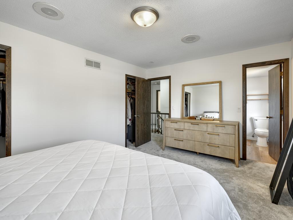 15 - Primary Bedroom.jpg