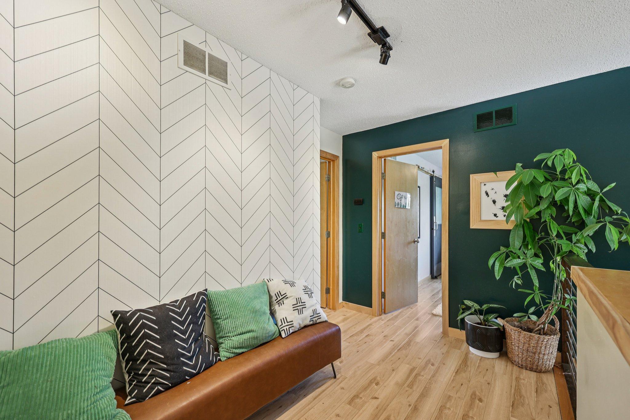 45-web-or-mls-113th St NW-S0910-045.jpg