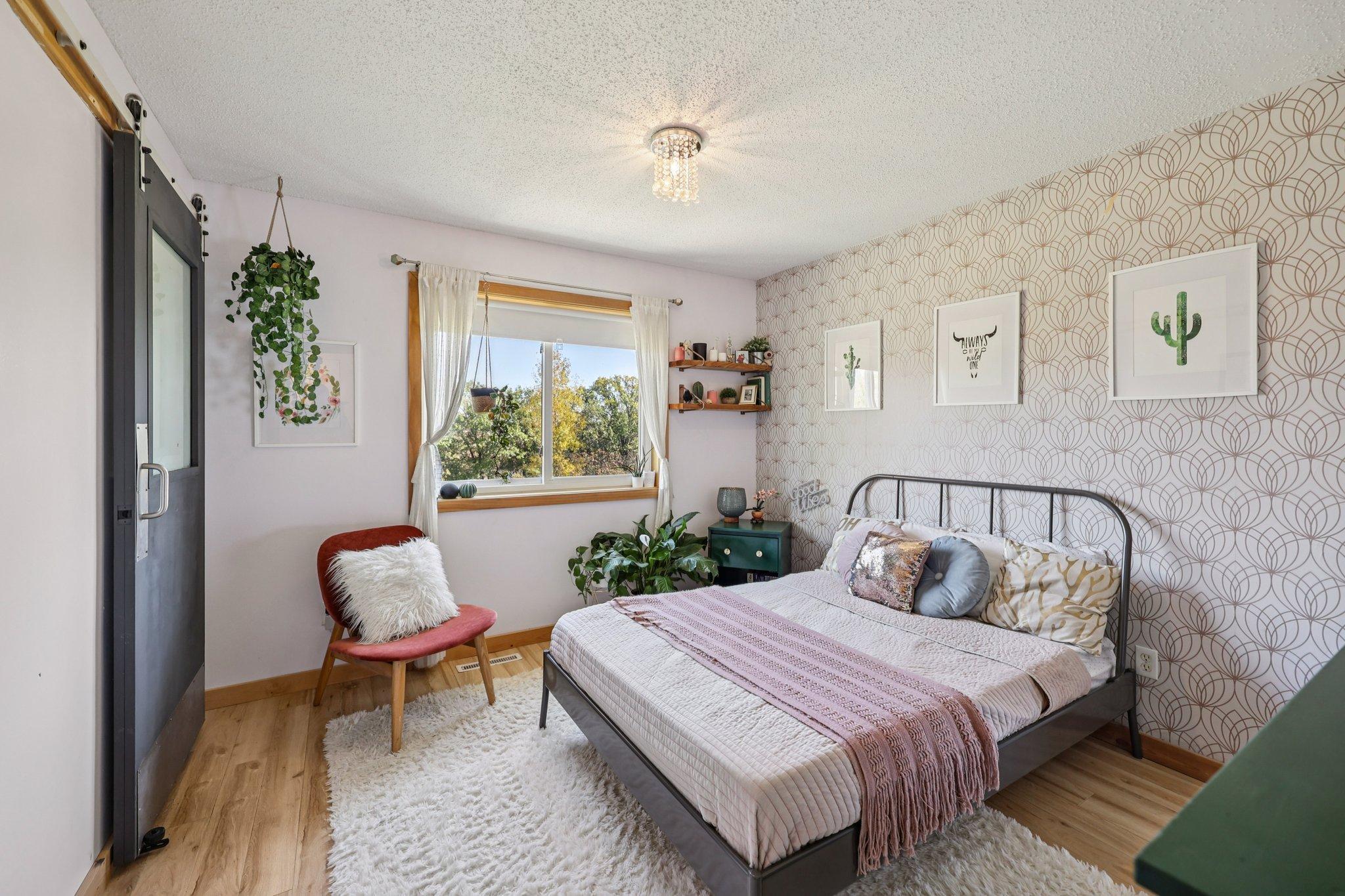 47-web-or-mls-113th St NW-S0910-047.jpg