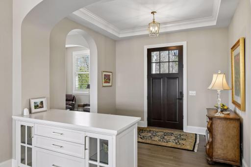 3244 Timberhill Court, Minnetonka, MN 55345