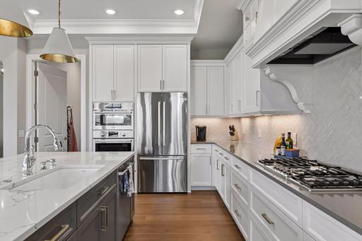 3244 Timberhill Court, Minnetonka, MN 55345