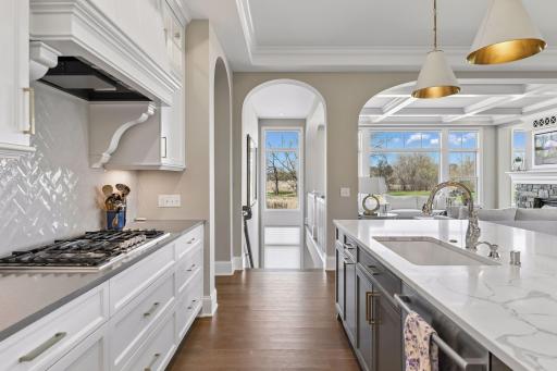3244 Timberhill Court, Minnetonka, MN 55345