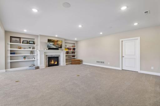 3244 Timberhill Court, Minnetonka, MN 55345