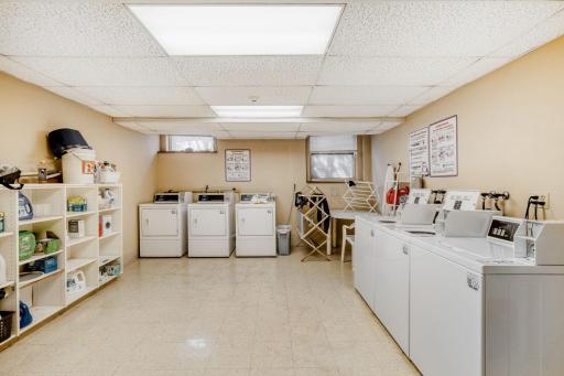 4418 W Lake Harriet Parkway, 303, Minneapolis, MN 55410