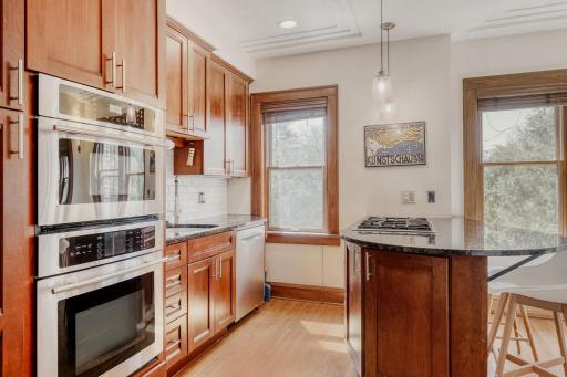 4418 W Lake Harriet Parkway, 303, Minneapolis, MN 55410