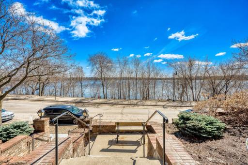 4418 W Lake Harriet Parkway, 303, Minneapolis, MN 55410