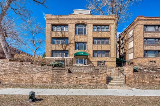 4418 W Lake Harriet Parkway, 303, Minneapolis, MN 55410