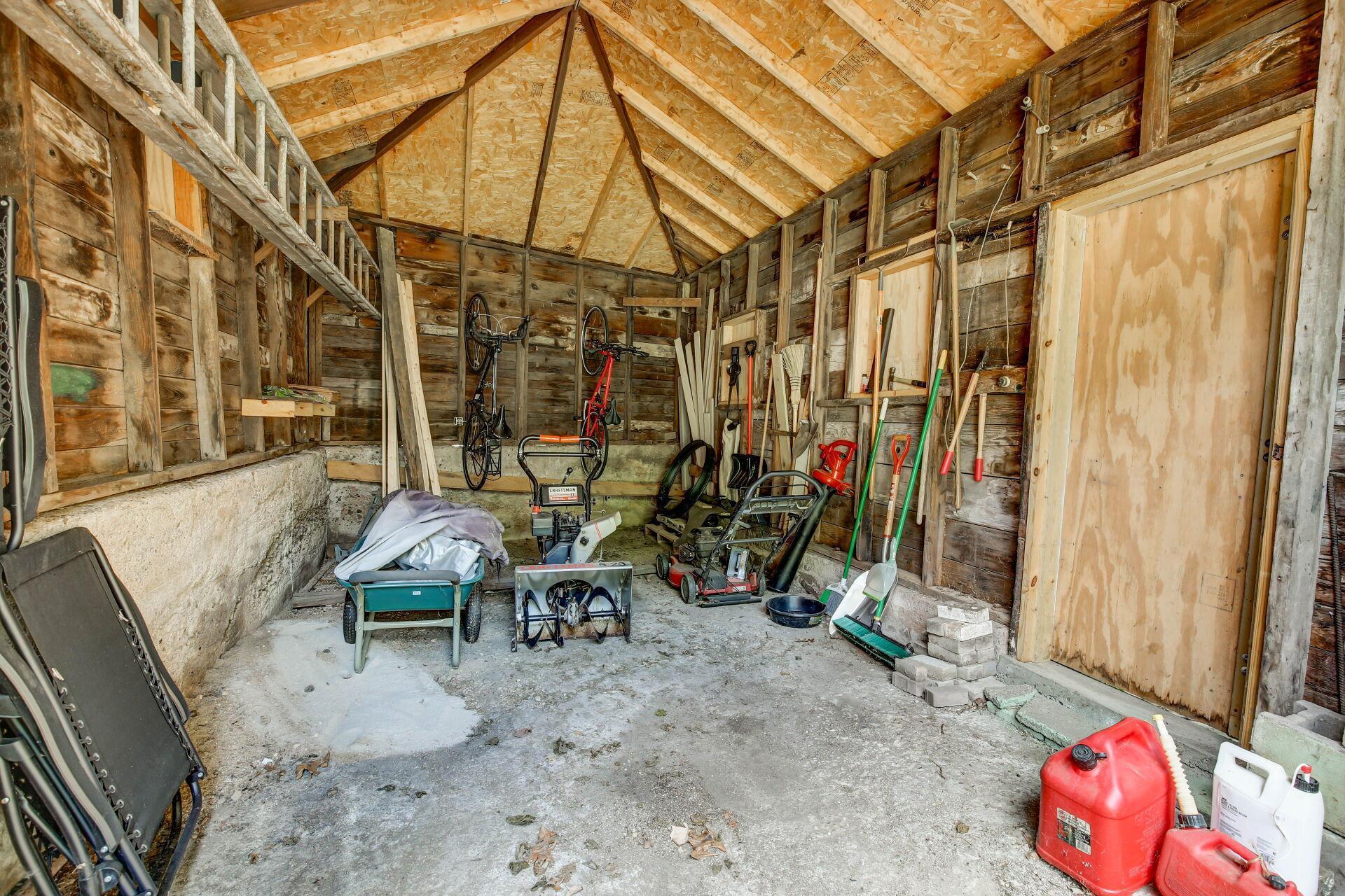 Great storage in the shed.