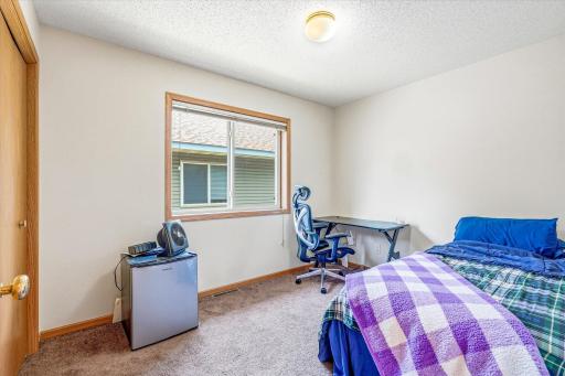 1077 26th Avenue SE, Minneapolis, MN 55414