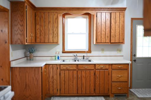 111 E Elm Avenue, Upsala, MN 56384