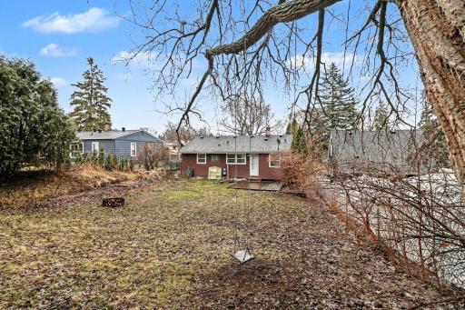 875 Iroquois Avenue, Saint Paul, MN 55119