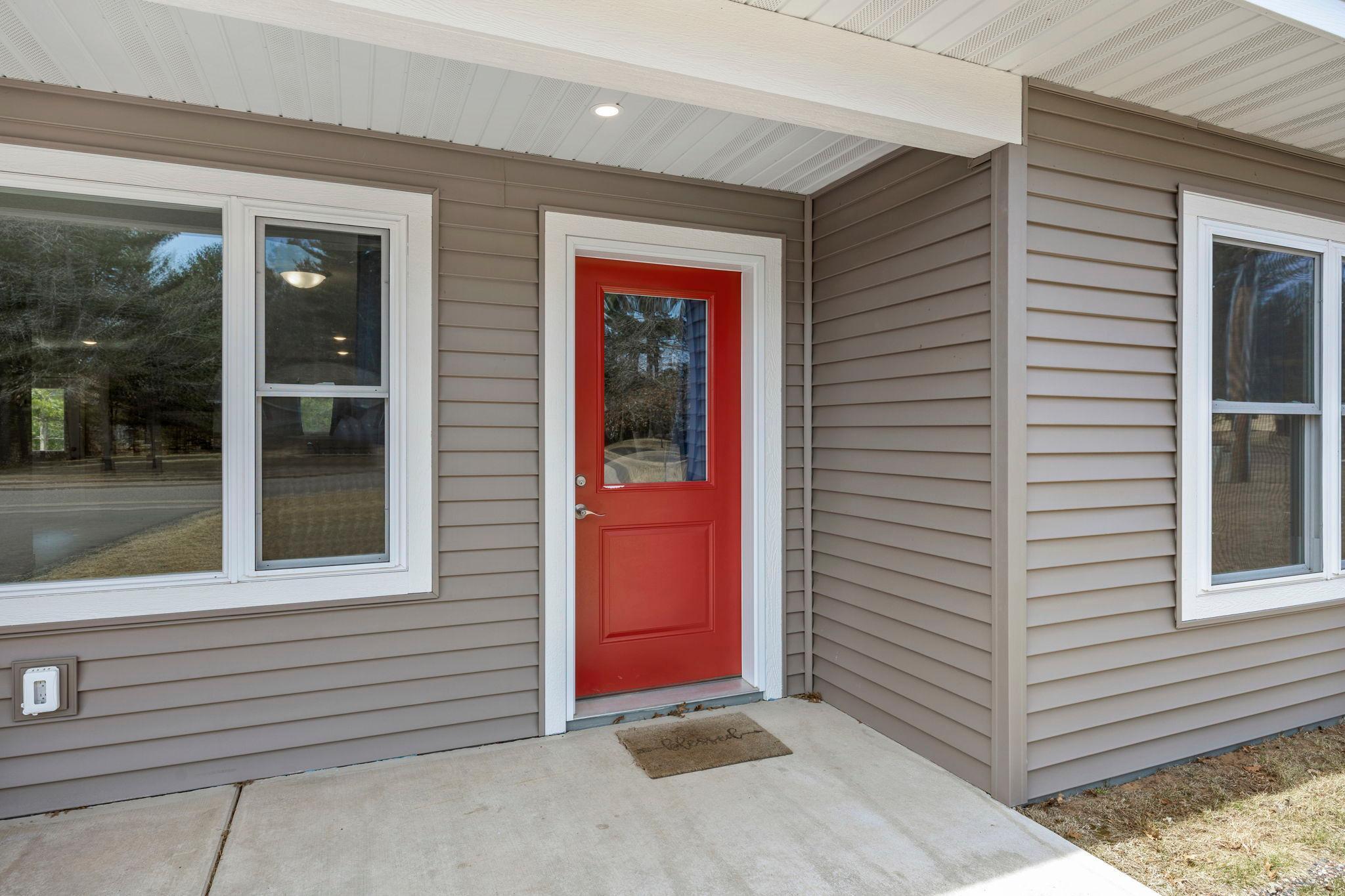 20-web-or-mls-409 N Russell St-45.jpg