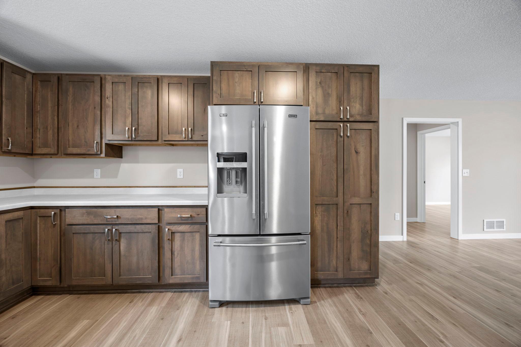 34-web-or-mls-409 N Russell St-139.jpg