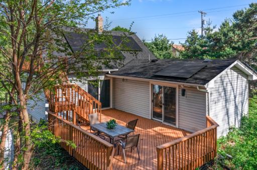 612 73rd Avenue N, Brooklyn Park, MN 55444