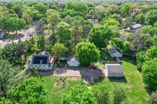 612 73rd Avenue N, Brooklyn Park, MN 55444