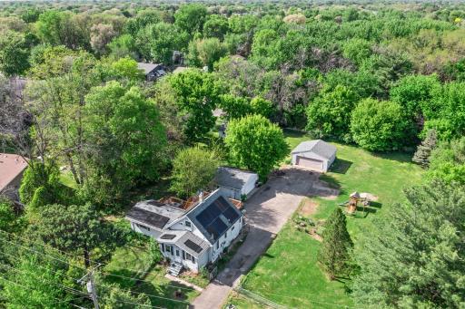 612 73rd Avenue N, Brooklyn Park, MN 55444