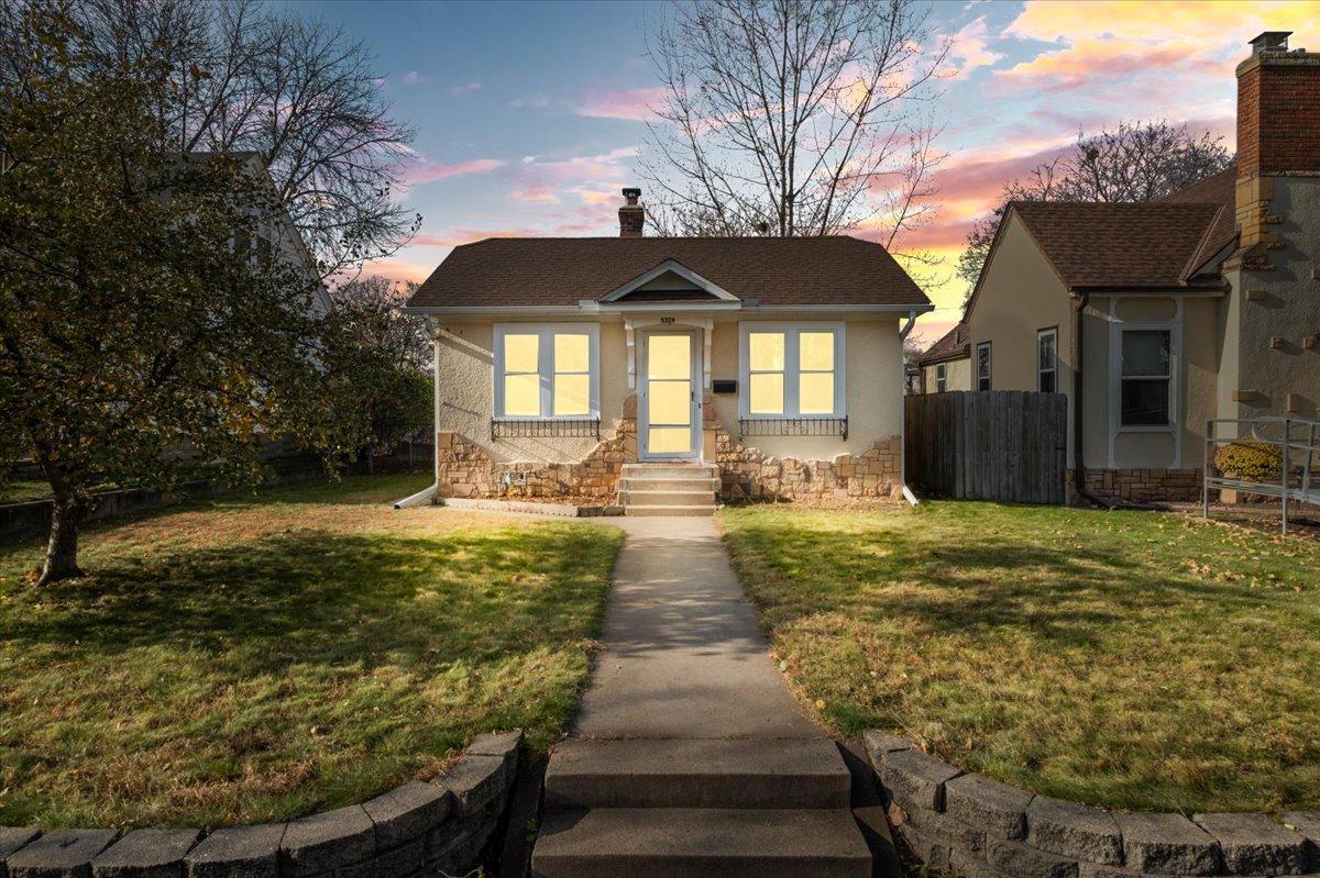 01-5324 Nokomis Ave-0001.jpg