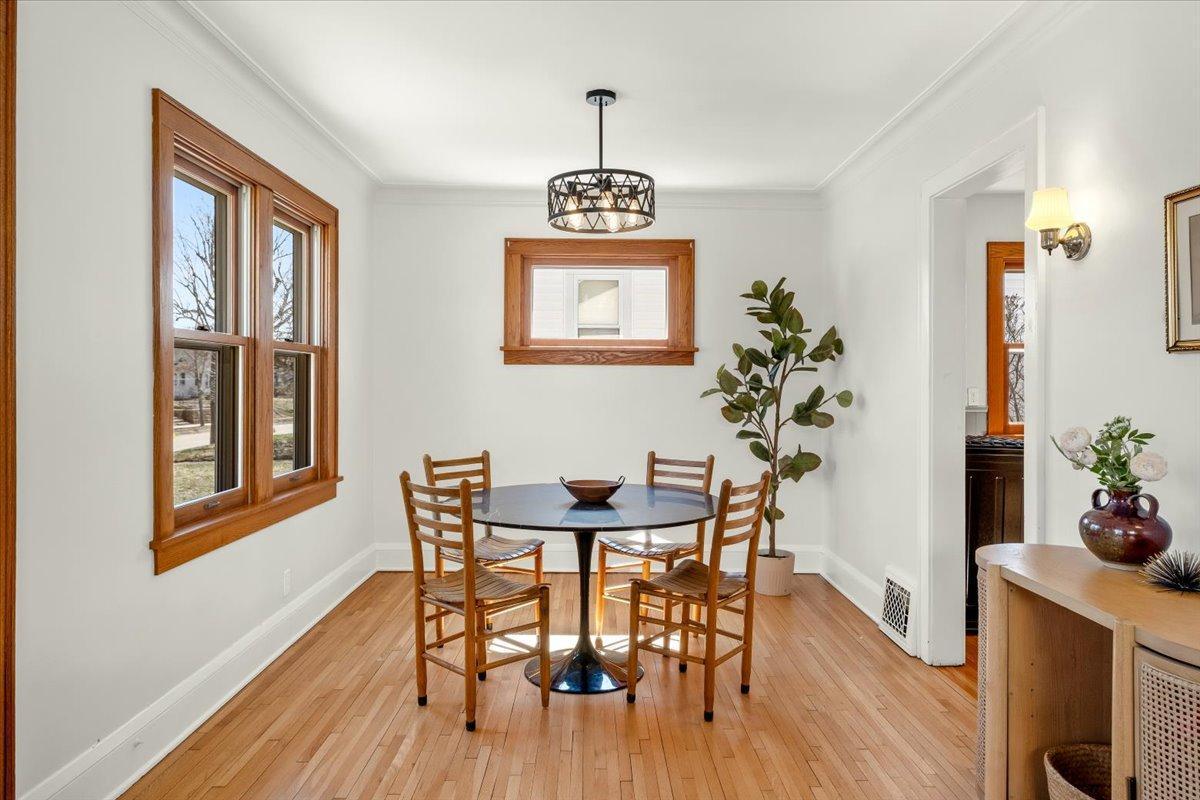 09-5324 Nokomis Ave-0013.jpg