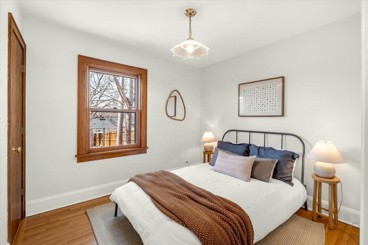 17-5324 Nokomis Ave-0021.jpg