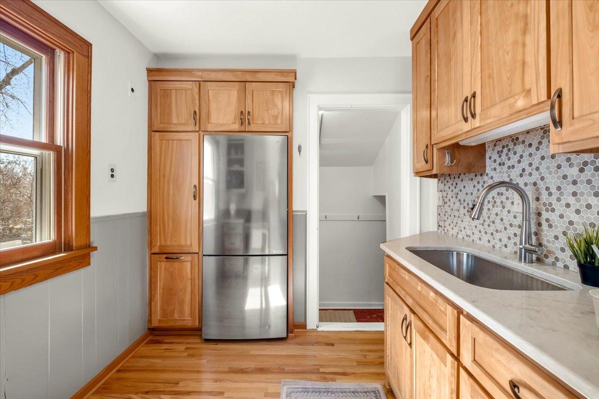 13-5324 Nokomis Ave-0017.jpg