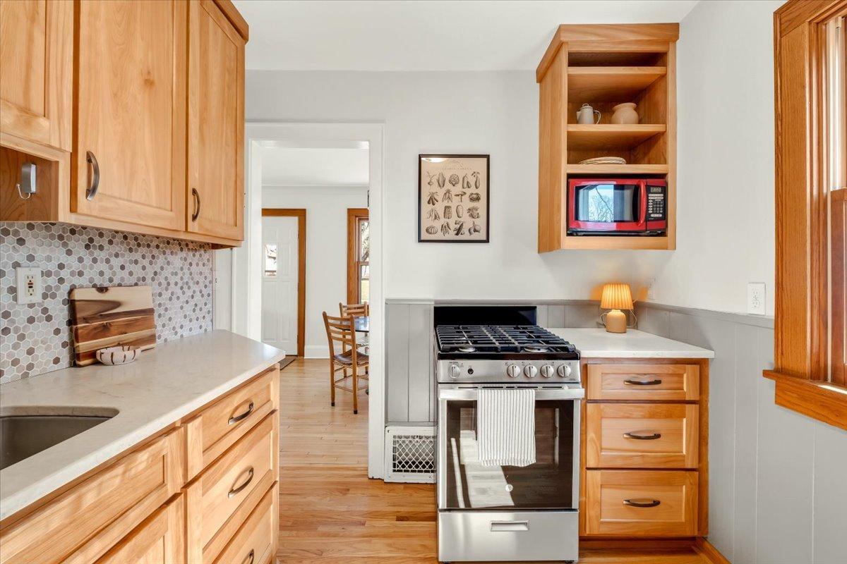 14-5324 Nokomis Ave-0018.jpg