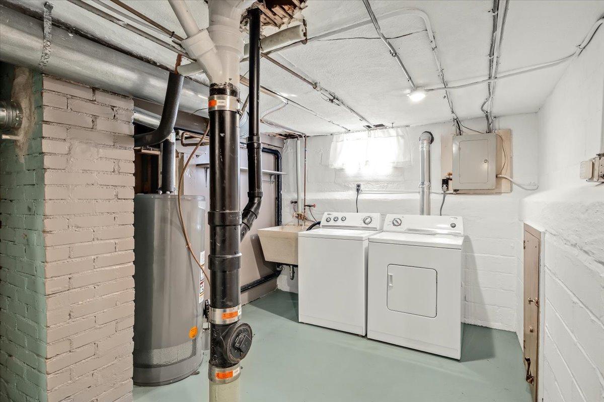 26-5324 Nokomis Ave-0030.jpg