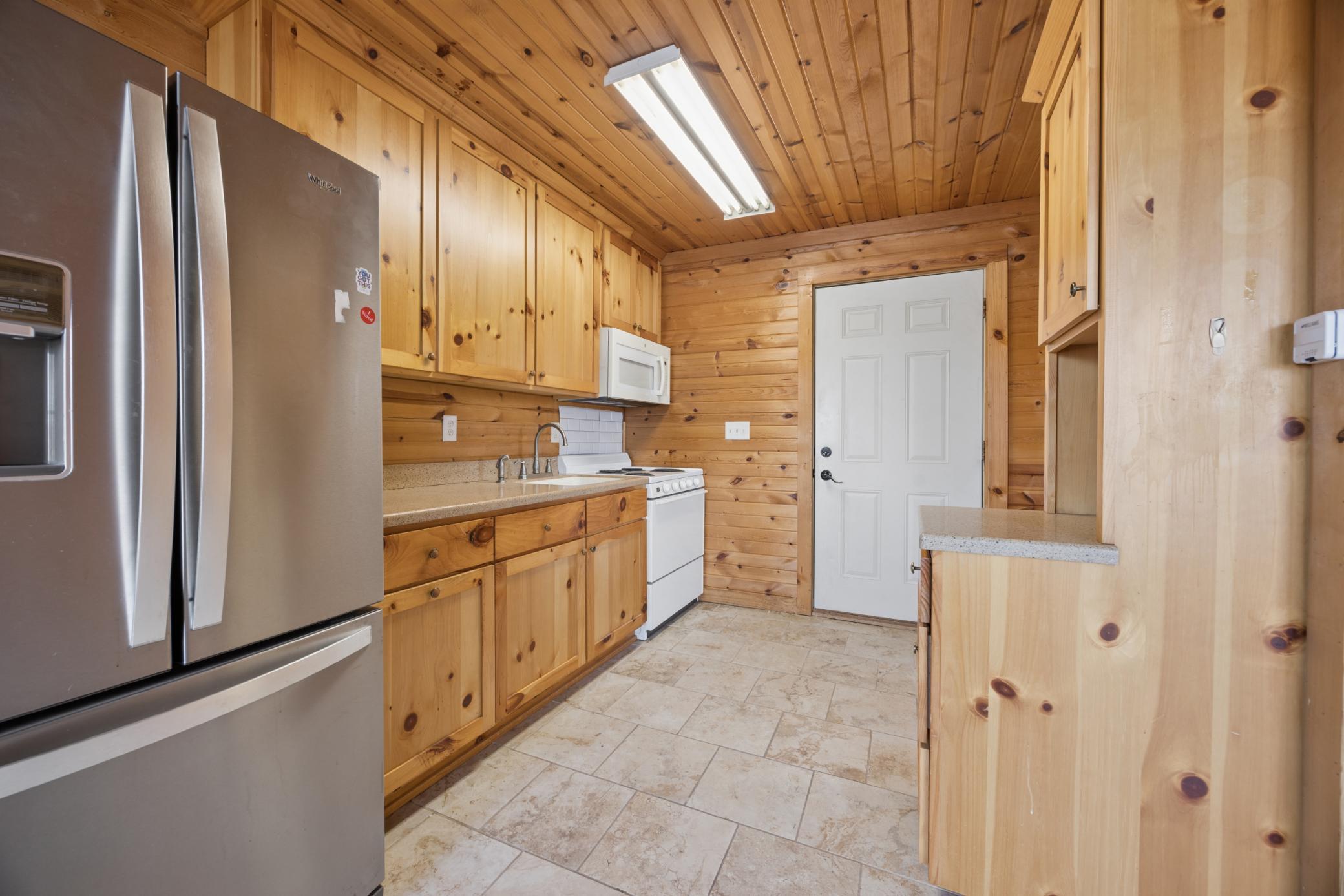 This property icludes a bunkhouse connected to the garage. Perfect for hosting extra guests.