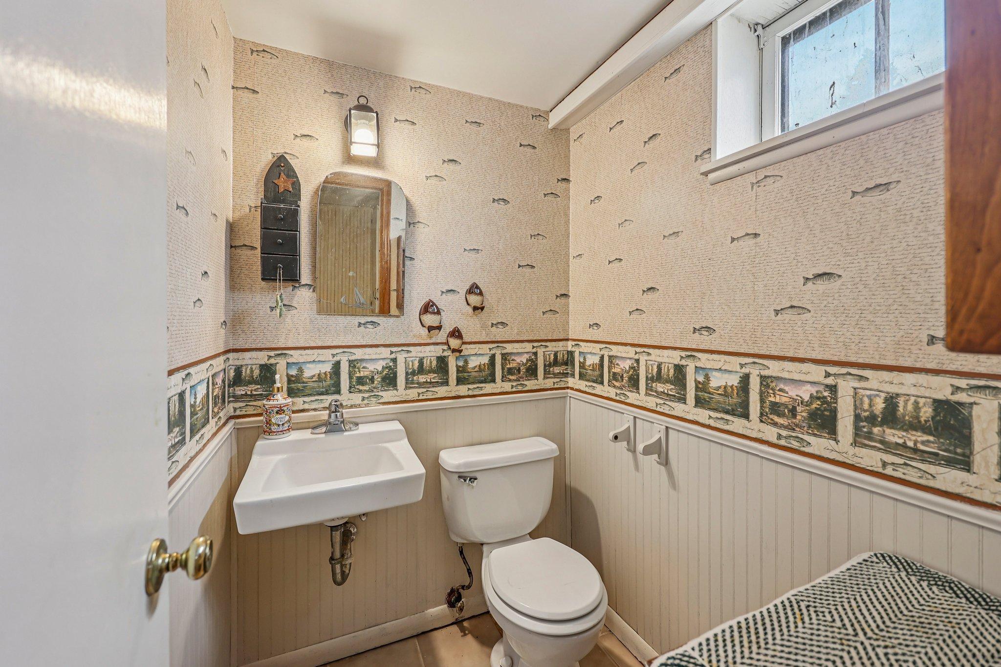 41-web-or-mls-Cedar Crest Rd-S1404-041.jpg