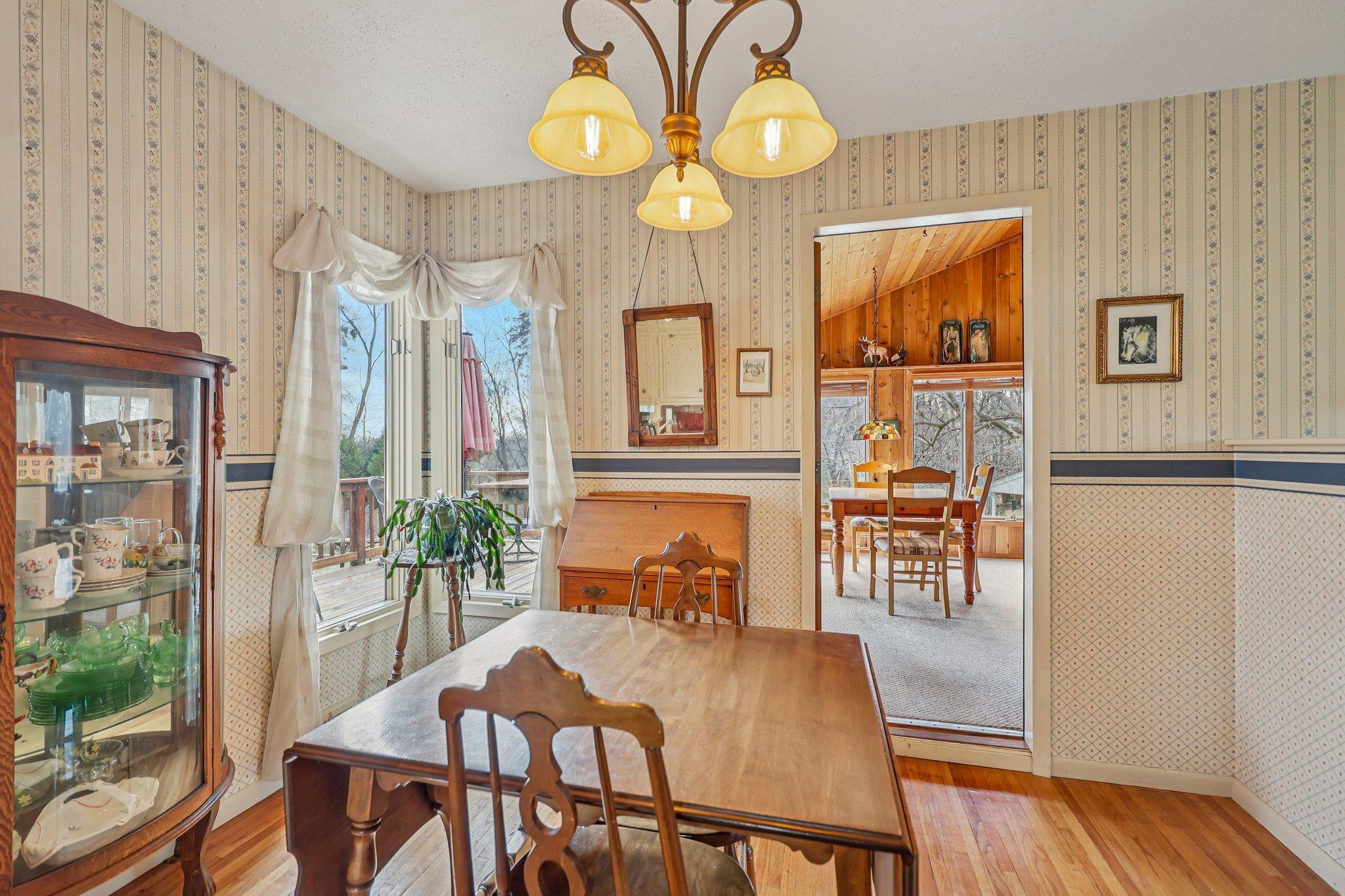 16-web-or-mls-Cedar Crest Rd-S1404-016.jpg