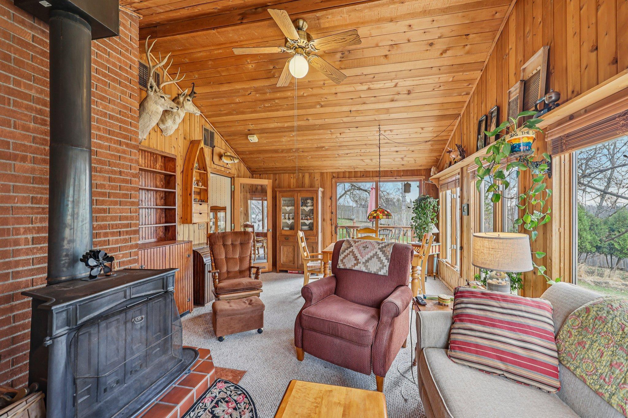 13-web-or-mls-Cedar Crest Rd-S1404-013.jpg