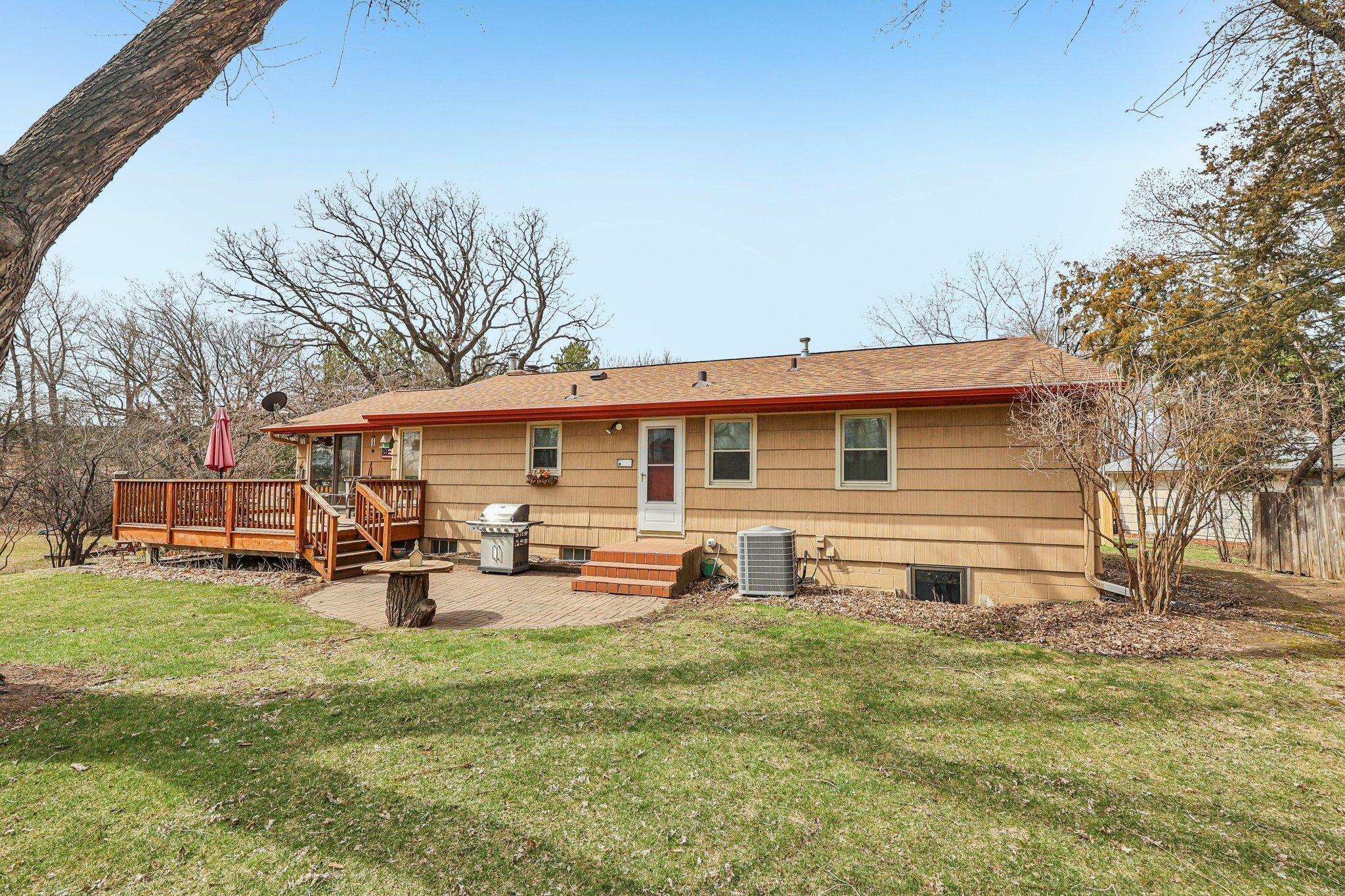 48-web-or-mls-Cedar Crest Rd-S1404-048.jpg