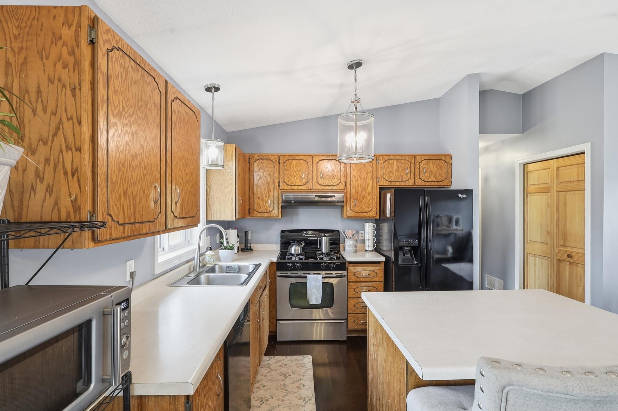 Plenty of cupboard and counter space