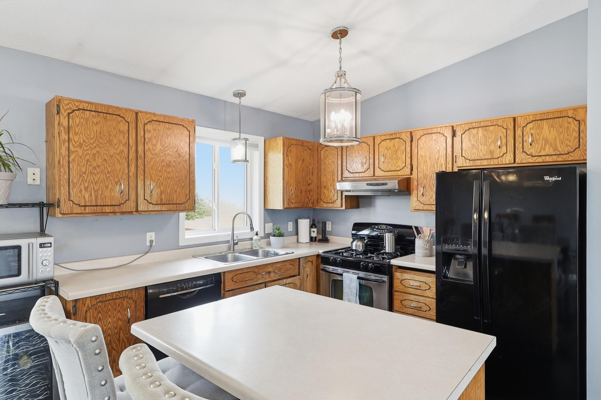 Well equipped kitchen