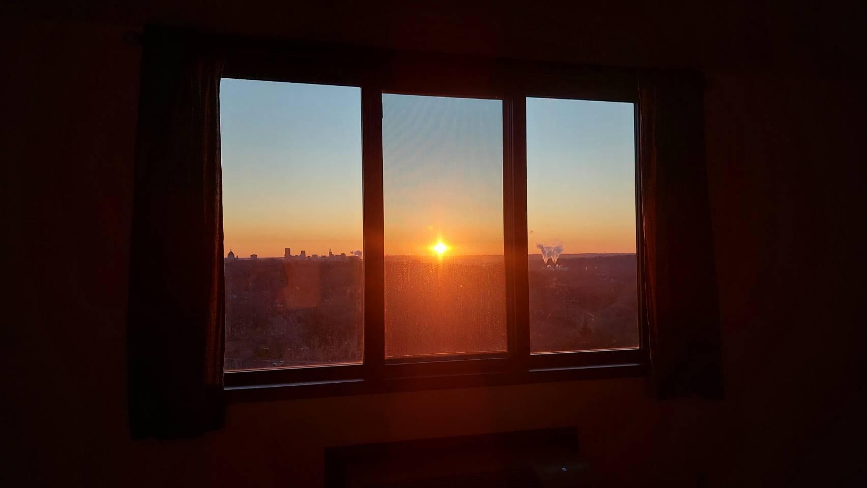 Faces east - Enjoy the sunrises