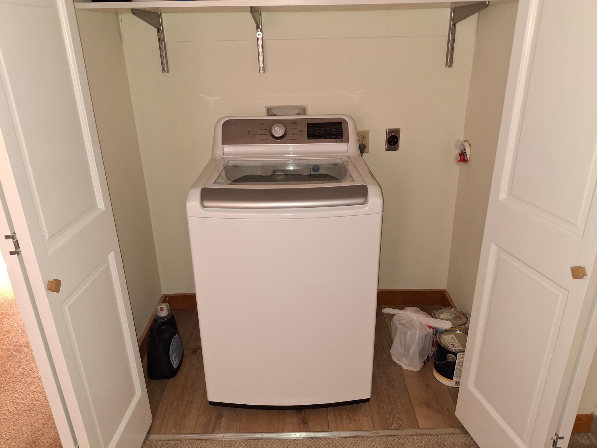 Full size washer, hook-up for a dryer