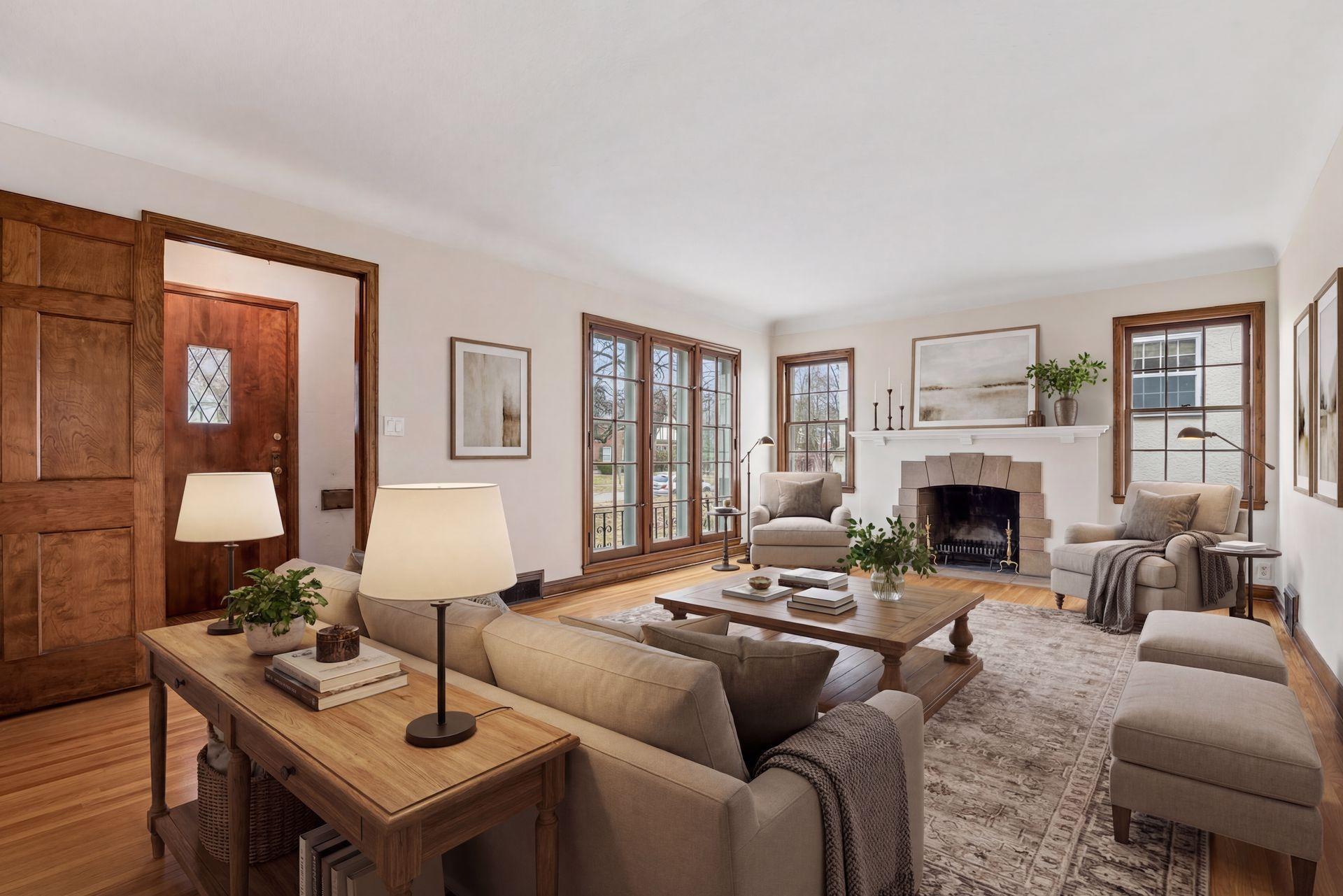 Living Room (virtually staged)